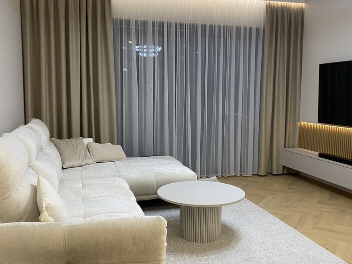 Modny salon w modnych beżowych tonacjach